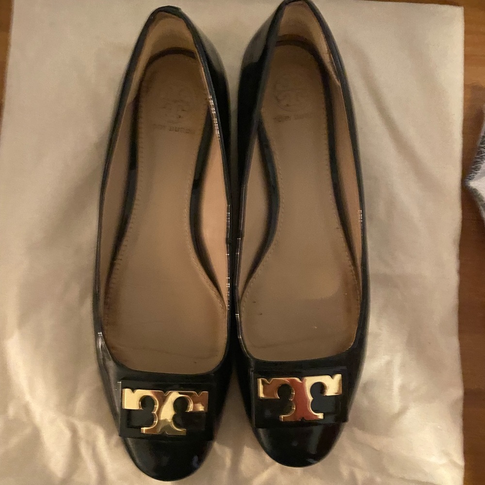 Tory Burch black patent leather block heal. 7.5 worn but lots of love left!